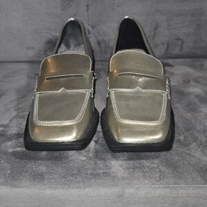 Chic Silver Women's Loafers